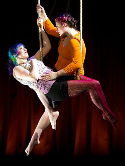 Tangle's circus-theater in the 2016 FringeArts Festival